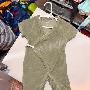 Oliver & Rain 12M Olive Green Terry Cotton Short Leg Kimono Romper